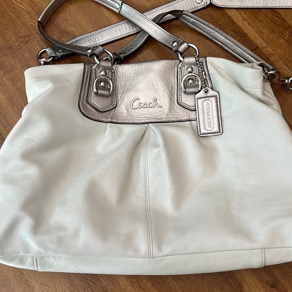 Coach white with silver accent leather shoulder bag, large - Picture 2 of 14